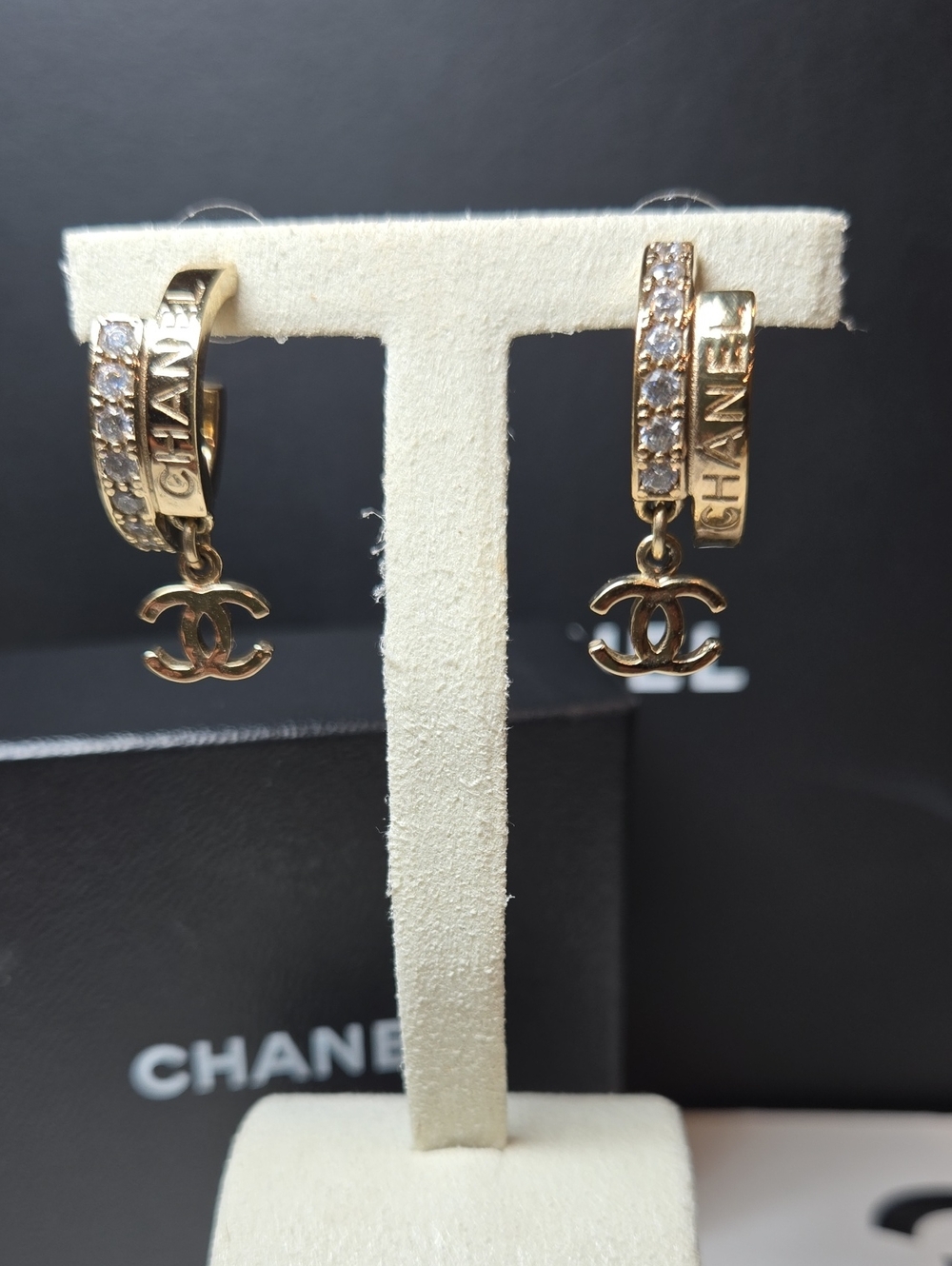 #491 Chanel 2022 Strass CC Drop Earrings